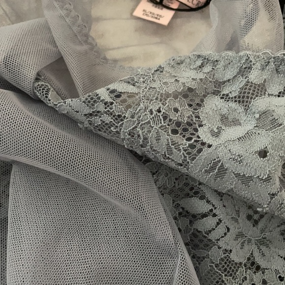 Lingerie - Picture 7 of 7